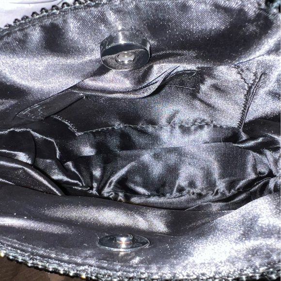 Jessica McClintock Tiny Black Purse with removable strap - Picture 8 of 9